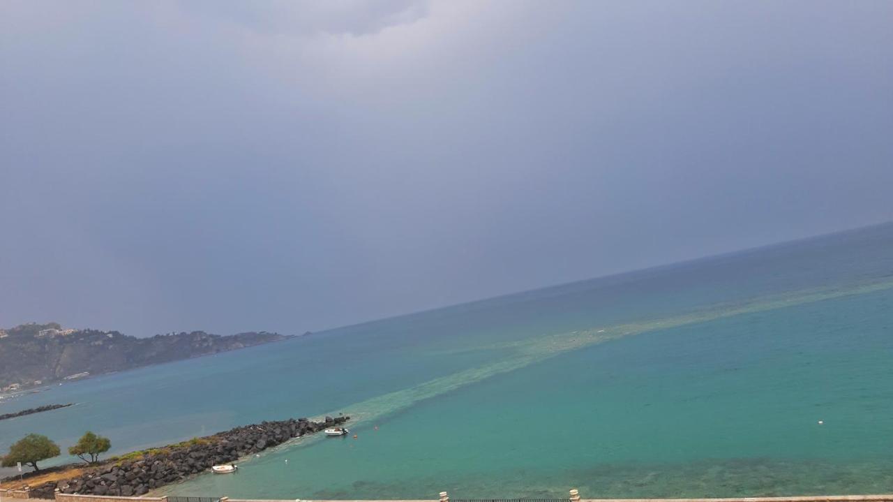 Panoramic Terrace Room Giardini-Naxos Buitenkant foto